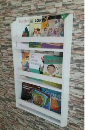 Montessori Children Bookshelf Cartoon MDF Solid Wood Floor Bookcase Simple Shelf